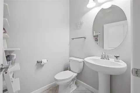 Bath - 9731 Ivory Dr, Ruskin, FL 33573 photo 1 of 3