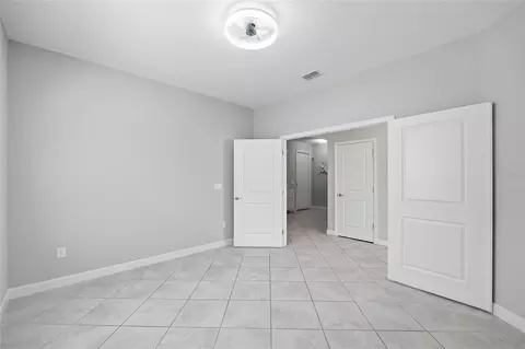 Bedroom - 9731 Ivory Dr, Ruskin, FL 33573 photo 1 of 8