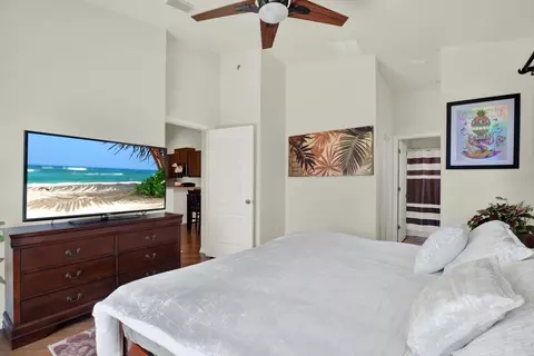 Bedroom - 8919 Moonlit Meadows Loop, Riverview, FL 33578 photo 4 of 5