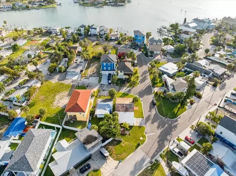 View/Area - 13104 4th St E, Madeira Beach, FL 33708 photo 19 of 21