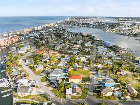 View/Area - 13104 4th St E, Madeira Beach, FL 33708 photo 13 of 21