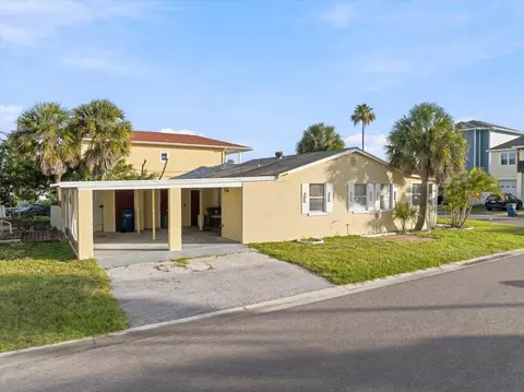 Exterior - 13104 4th St E, Madeira Beach, FL 33708 photo 1 of 5