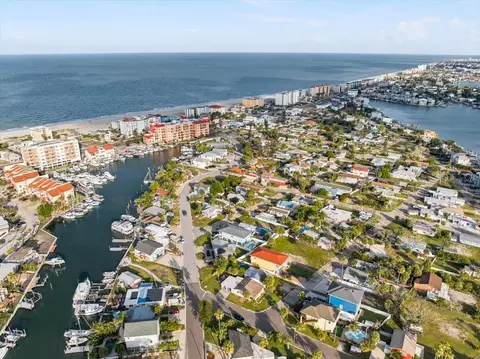 View/Area - 13104 4th St E, Madeira Beach, FL 33708 photo 14 of 21
