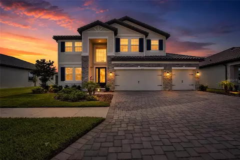 1694 Drummond Pt, Wesley Chapel, FL 33543