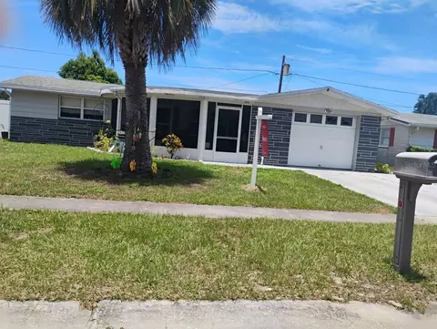 2049 Maureen Dr, Holiday, FL 34690