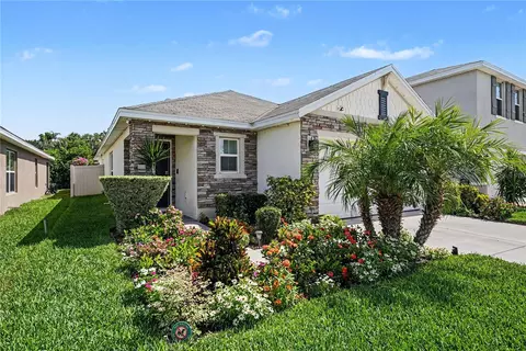 Exterior - 11453 Stone Pine St, Riverview, FL 33569 photo 2 of 9