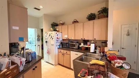 Kitchen - 3671 E Arbor Lakes Dr, Hernando, FL 34442 photo 1 of 2
