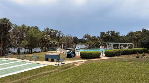 Exterior - 3671 E Arbor Lakes Dr, Hernando, FL 34442 photo 14 of 15