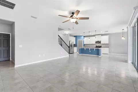 Living - 18682 Malinche Loop, Spring Hill, FL 34610 photo 3 of 4