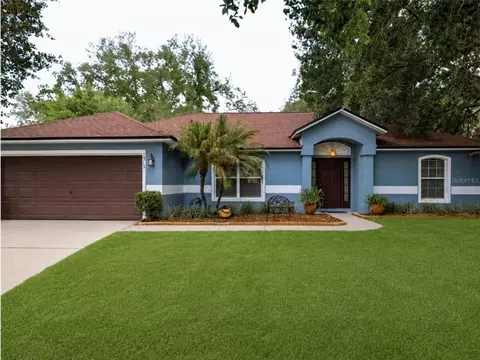 1313 Oak Valley Blvd, Minneola, FL 34715