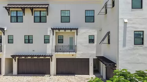182 Brightwater Dr #4, Clearwater Beach, FL 33767