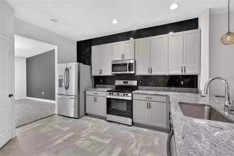 Kitchen - 5236 Sue Dr, Sebring, FL 33872 photo 2 of 3