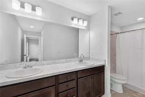 Bath - 5236 Sue Dr, Sebring, FL 33872 photo 1 of 3