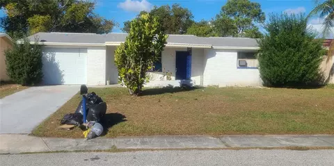 5305 Hawk Dr, Holiday, FL 34690