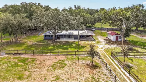 5702 Tindale Rd, Plant City, FL 33565