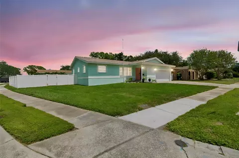 6035 19th St NE, Saint Petersburg, FL 33703