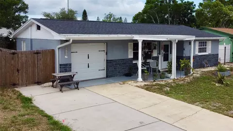 1421 Wickham Ln, Holiday, FL 34691