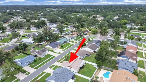 View/Area - 726 Stillview Cir, Brandon, FL 33510 photo 9 of 13