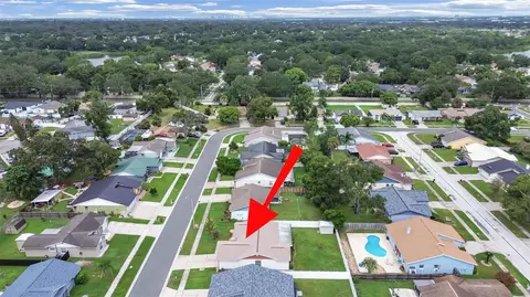 View/Area - 726 Stillview Cir, Brandon, FL 33510 photo 11 of 13