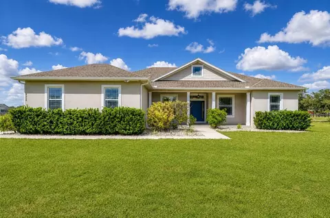4008 Mcintosh Estates Ln, Plant City, FL 33565