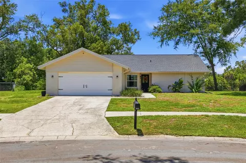 17508 Brandywine Dr, Lutz, FL 33549