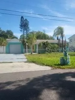 11220 Cherokee Dr, Saint Petersburg, FL 33708