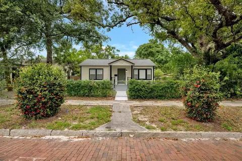 4327 3rd Ave S, Saint Petersburg, FL 33711