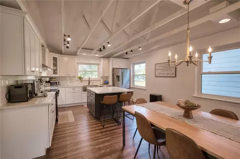 Dining - 5310 Jim Davis Rd, Parrish, FL 34219 photo 2 of 2