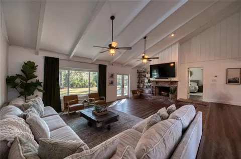 Living - 5310 Jim Davis Rd, Parrish, FL 34219 photo 2 of 5