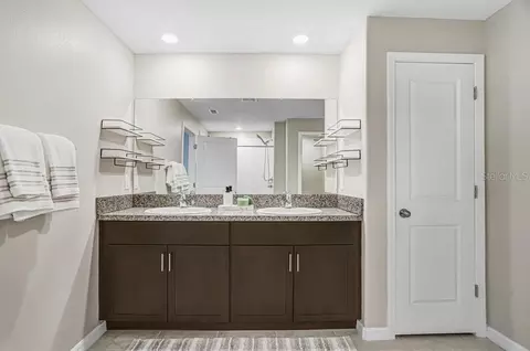 Bath - 13630 Wild Ginger St, Riverview, FL 33579 photo 2 of 2