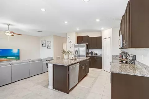 Kitchen - 13630 Wild Ginger St, Riverview, FL 33579 photo 1 of 3