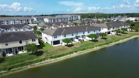 View/Area - 9154 Hillcroft Dr, Riverview, FL 33578 photo 7 of 8