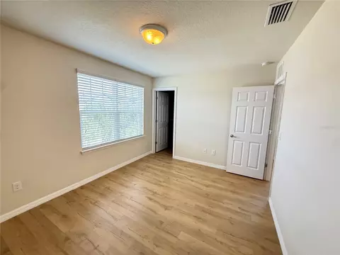 Bedroom - 9154 Hillcroft Dr, Riverview, FL 33578 photo 5 of 5
