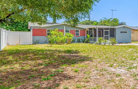 3748 15th Ave SE, Largo, FL 33771
