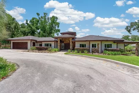 1007 Lakewood Dr, Brandon, FL 33510
