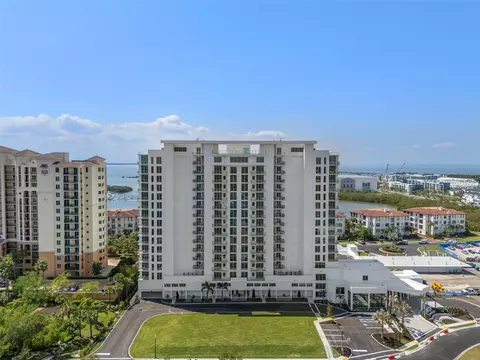 5713 Bowen Daniel Dr #903, Tampa, FL 33616