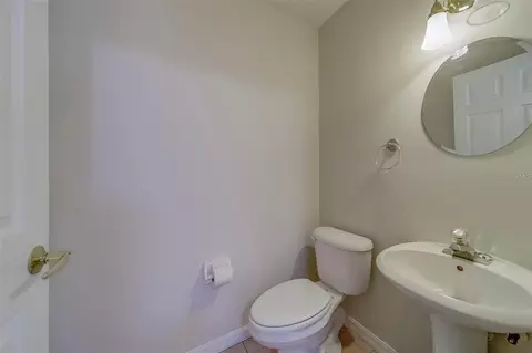 Bath - 9209 Jakes Path, Largo, FL 33771 photo 1 of 4