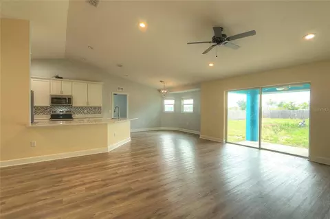 Living - 110 Plum Ave, Frostproof, FL 33843 photo 4 of 5
