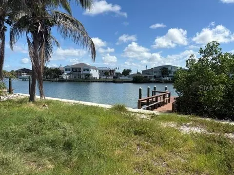 14065 N Bayshore Dr, Madeira Beach, FL 33708