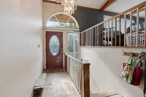 Entry Way - 2347 Brookside Dr, Lutz, FL 33558 photo 1 of 1