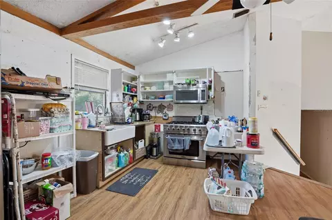 Kitchen - 2347 Brookside Dr, Lutz, FL 33558 photo 1 of 2
