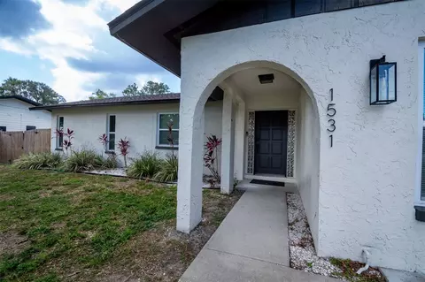 1531 Valencia St, Clearwater, FL 33756