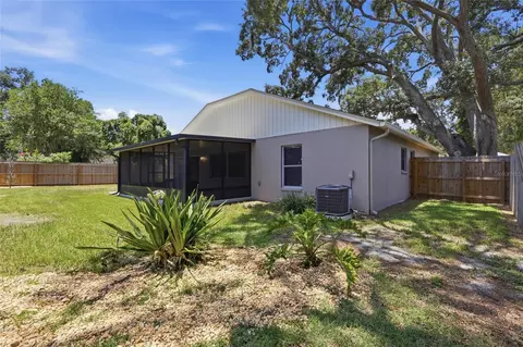 Exterior - 5724 Erhardt Dr, Riverview, FL 33578 photo 7 of 9