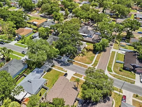 View/Area - 5724 Erhardt Dr, Riverview, FL 33578 photo 4 of 7