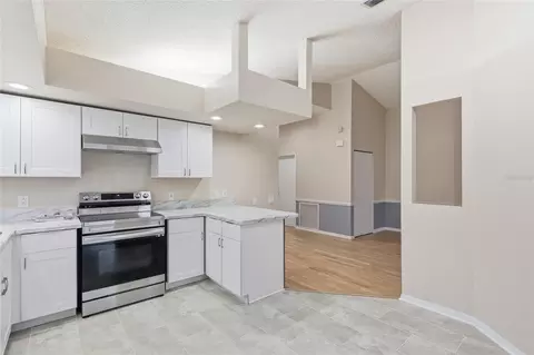 Kitchen - 5724 Erhardt Dr, Riverview, FL 33578 photo 1 of 4