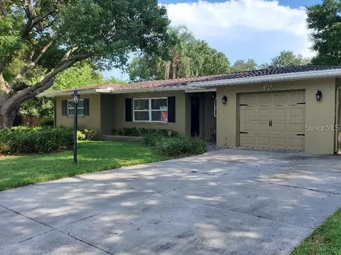 1637 Whitewood Dr, Clearwater, FL 33756