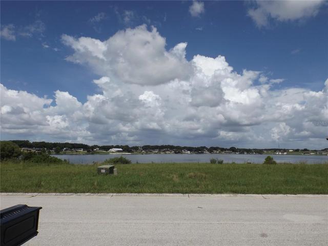 4217 Juliana Lake Dr, Auburndale, FL 33823