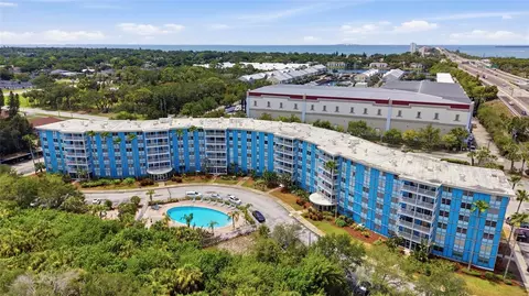 3315 58th Ave S #103, Saint Petersburg, FL 33712