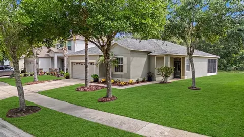 10634 Lucaya Dr, Tampa, FL 33647