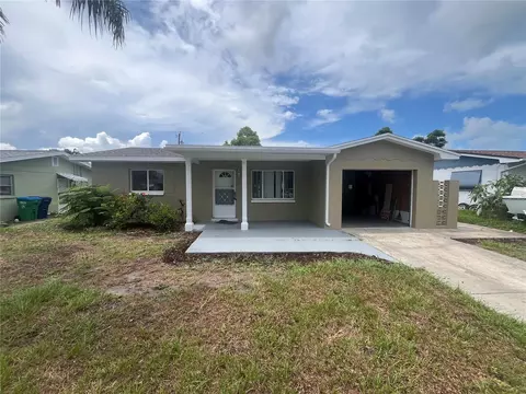10934 Freedom Blvd, Seminole, FL 33772